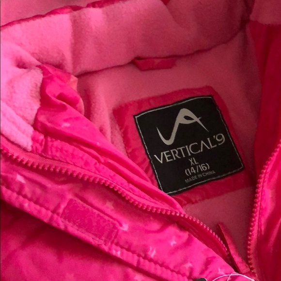 New hot pink puffer jacket - Picture 4 of 4